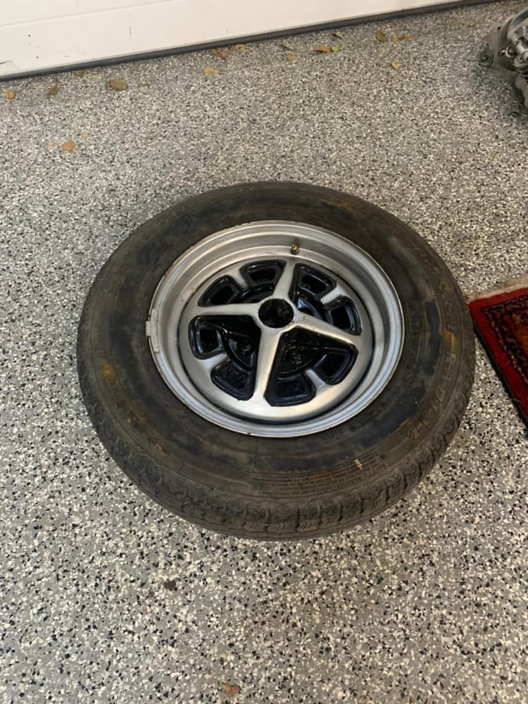 MGB Rostyle Rim with tire